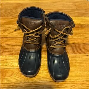 Sperry Brown and Black Rain & Snow Boots Waterproof Design
Used